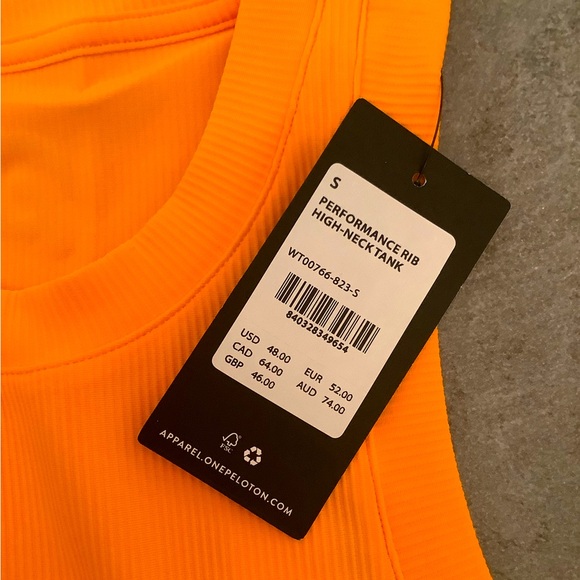 Peloton performance rib high-neck tank (NWT) - Picture 2 of 3